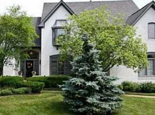 12826 Norfolk Cir, Carmel, IN 46032