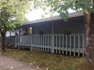 408 S 11th Ave, Cornelius, OR 97113