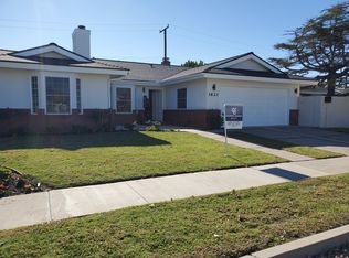1621 White Oak St, Costa Mesa, CA 92626