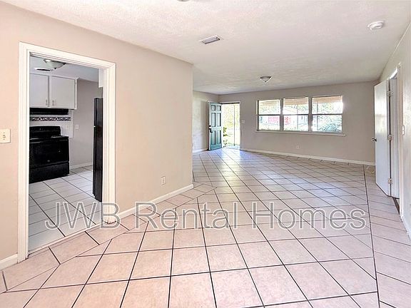 4th image of 4737 Sprite Rd