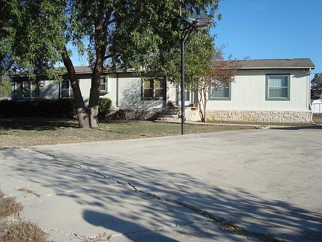 1st image of 5011 Acorn Way