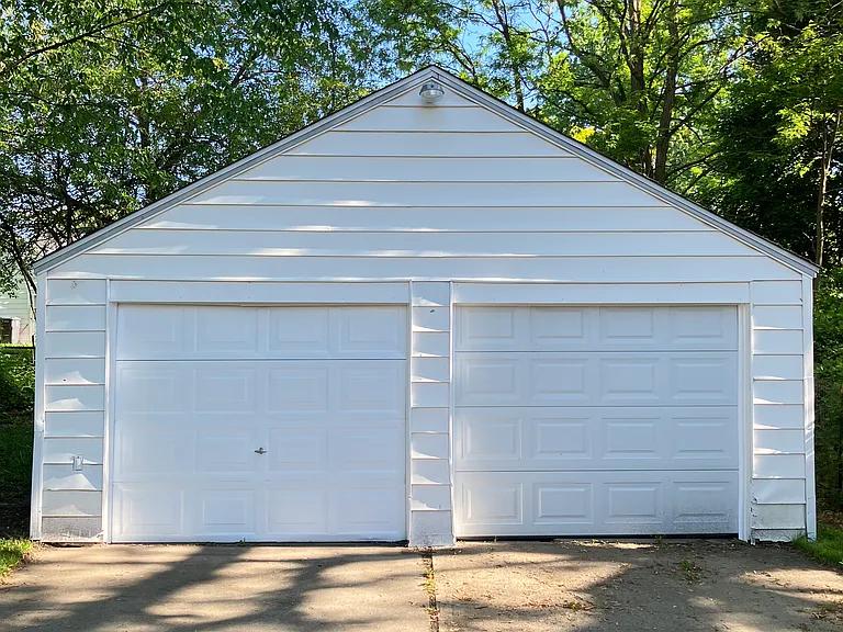 3510 Hogarth Ave — Photo 9