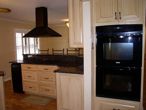 4th image of 203 Pinewood St