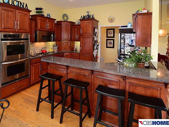 5th image of 17246 Windsor Dr