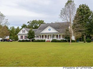 2753 Beddard Rd, Grimesland, NC 27837