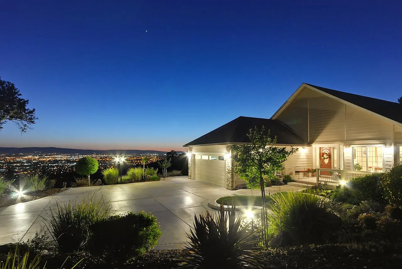 10175 Vista Valle Ct photo 1
