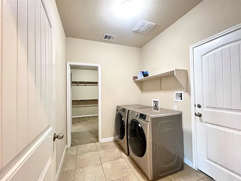 16412 Vescovo Ln — Photo 16