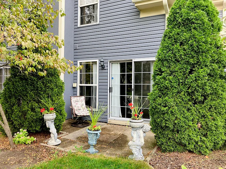 1247 Old Mill Ln — Photo 23