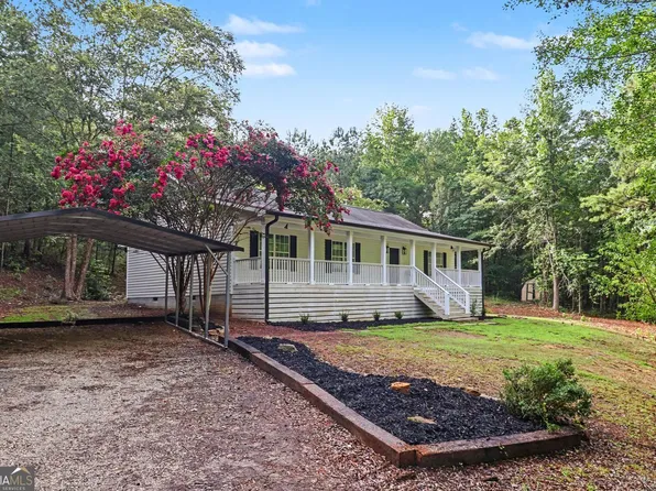 393 Macedonia Rd, Newnan, GA 30263