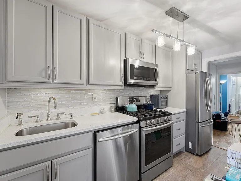6040 Boulevard East #7L — Photo 8