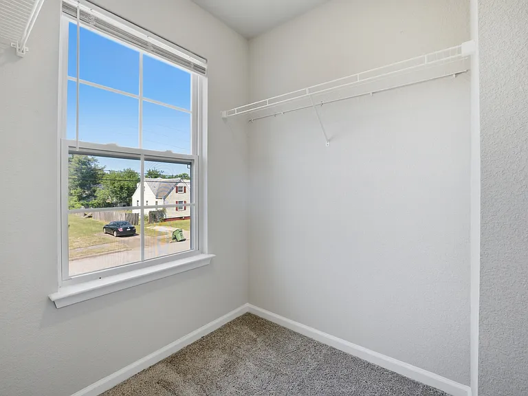 1001 Marietta Ave — Photo 11