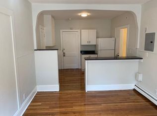 257 Lafayette St #3, Salem, MA 01970