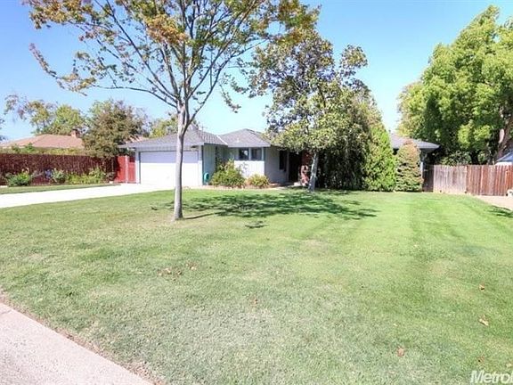 2nd image of 3505 Los Alamos Way