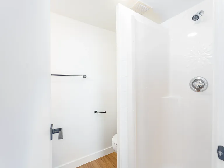 815 50th Ave SW — Photo 82