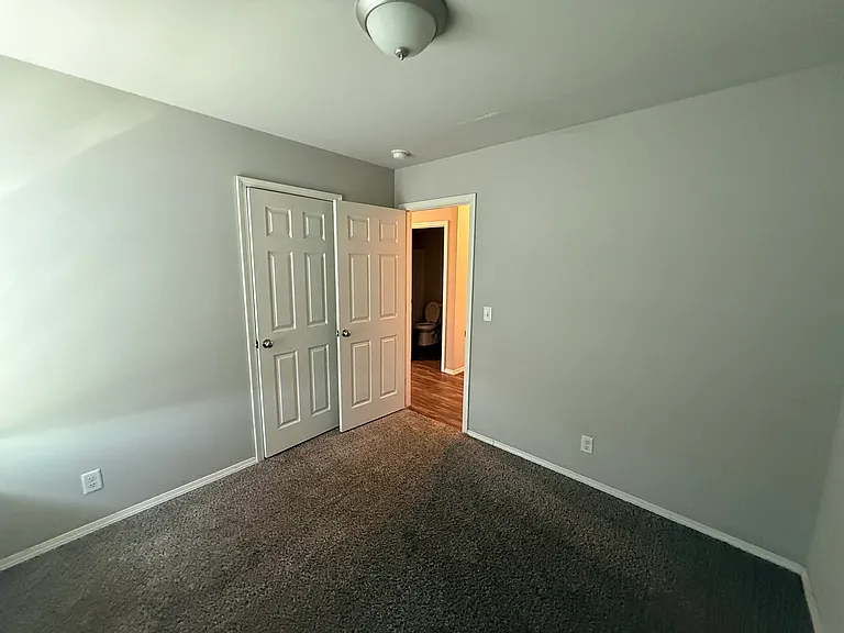 2800 E Quincy St — Photo 10