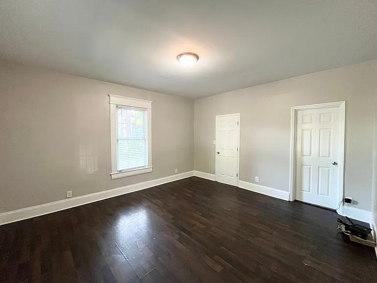 1810 Vale St — Photo 17