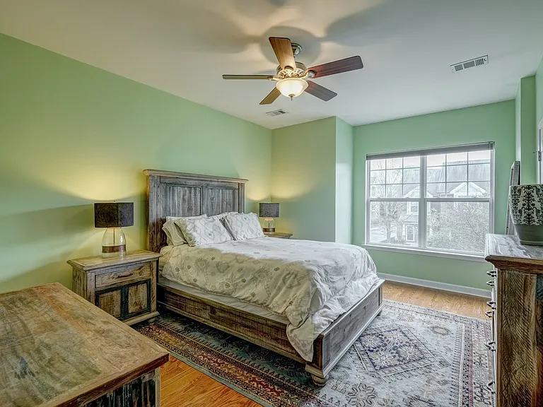 2310 Elliott Ave #502 — Photo 27