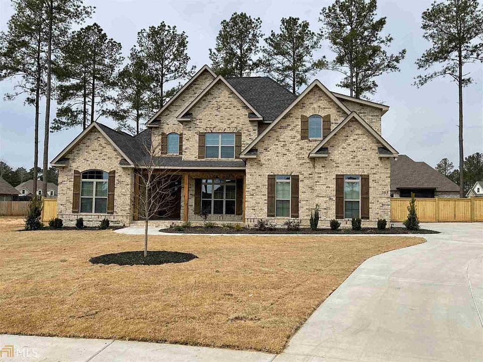 1st image of 105 Foxberg Trce #127