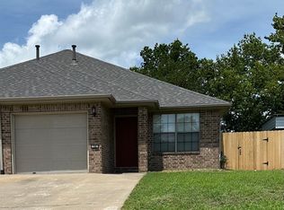 36 W Rainsong St #36, Farmington, AR 72730