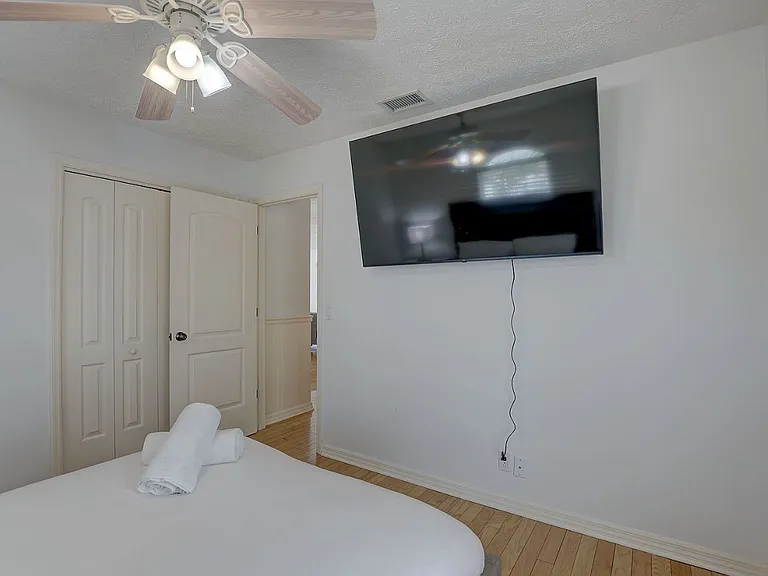9914 Alavista Dr — Photo 16