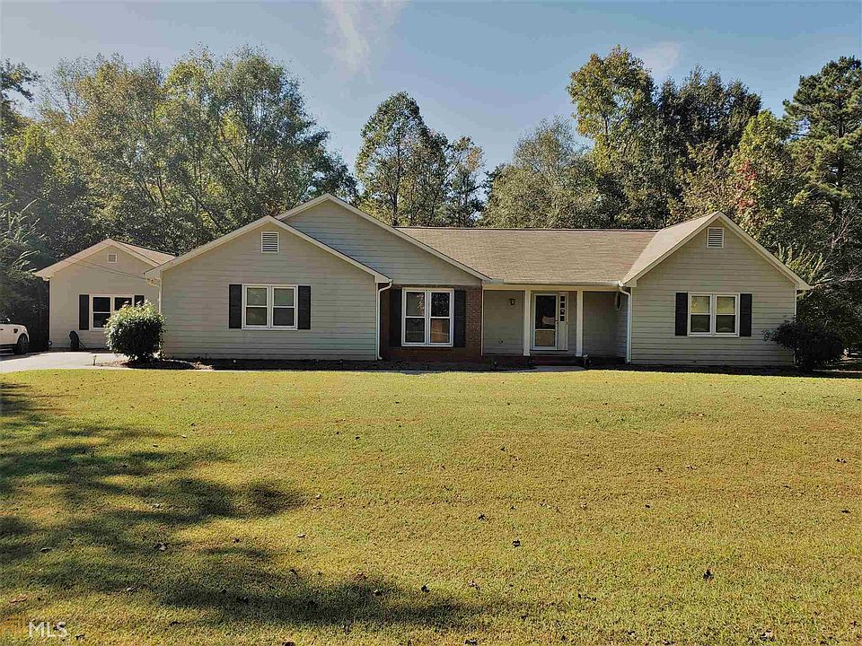 1st image of 175 Stoneridge Way