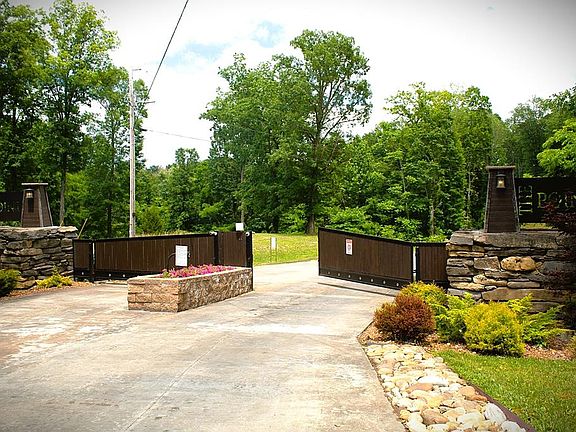 5th image of 7F Trout Ln