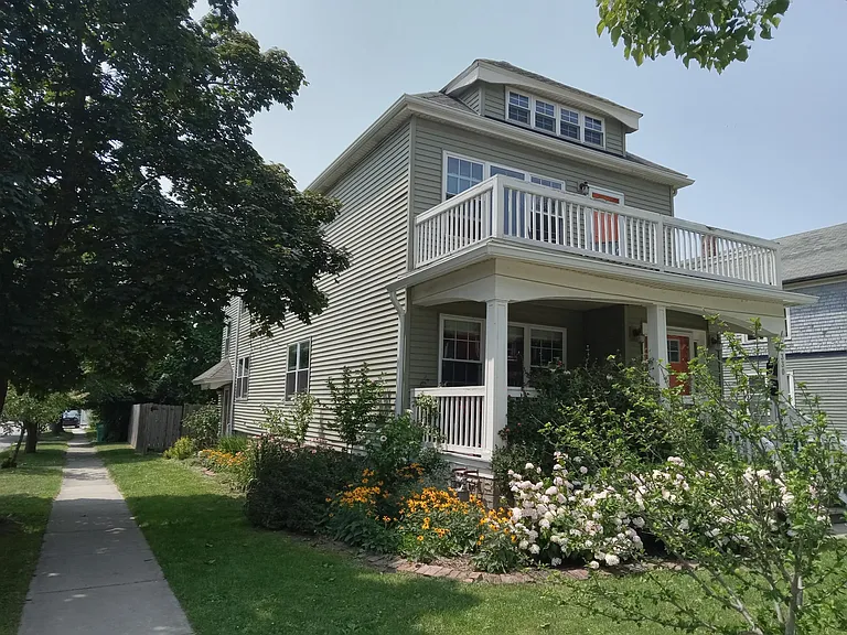 330 Prospect Ave #L — Photo 4
