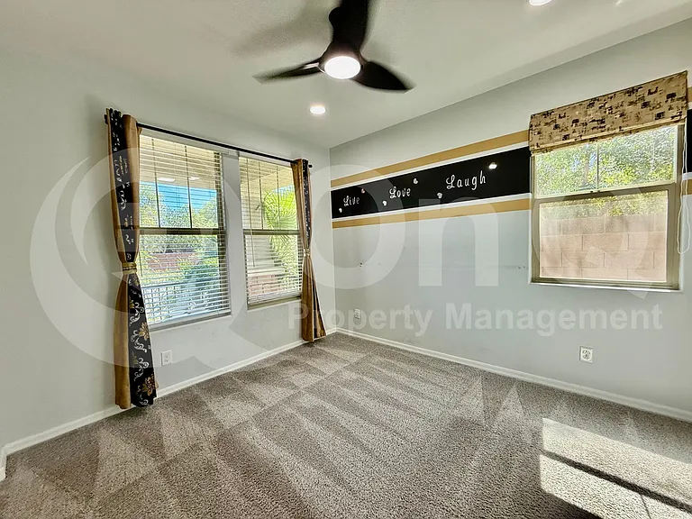 1312 E Gemini Pl — Photo 15