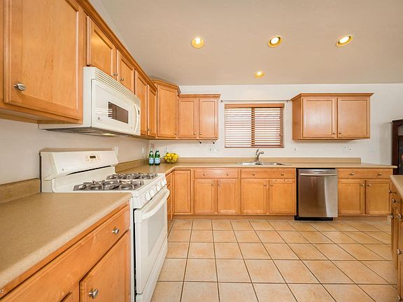 10427-rosehill_mls-14