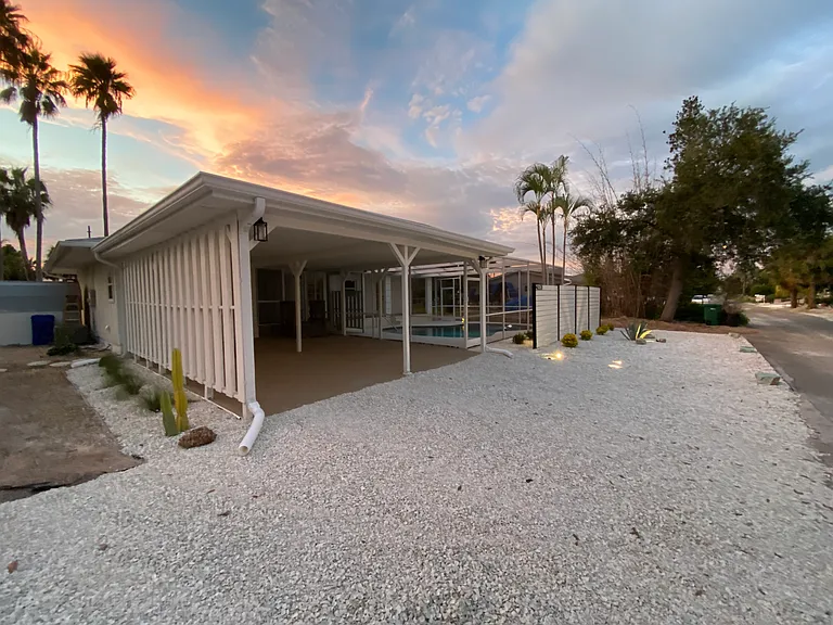531 De Narvaez Dr — Photo 38