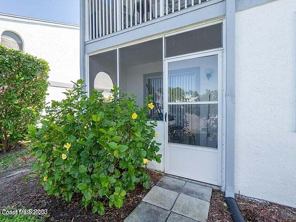 4th image of 620 Beach Park Ln #620