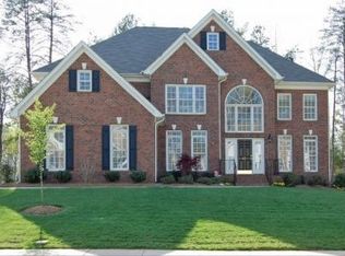 225 Forest Walk Way, Mooresville, NC 28115