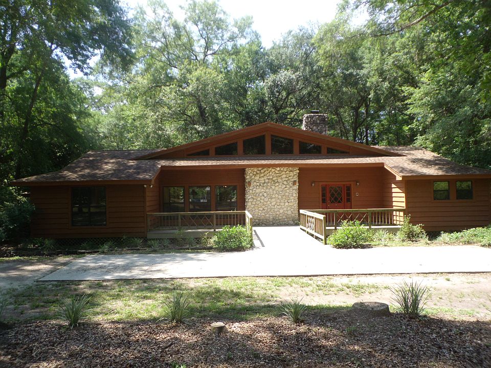 1st image of 4815 Deerrunn Dr