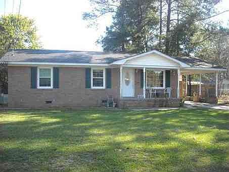 1st image of 2710 S Nob Hill Dr