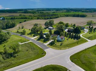 2216 S Custer St, Manitowoc, WI 54220