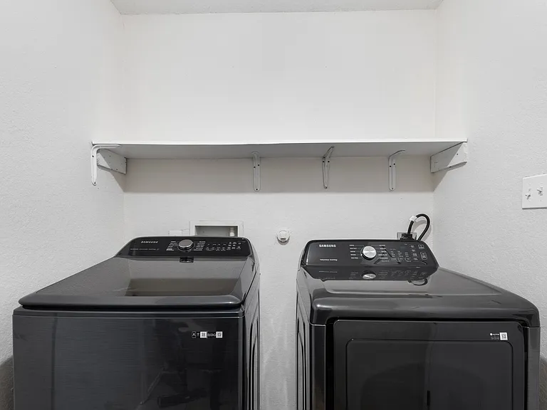 372 Copper Hill Dr — Photo 9