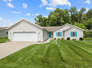 11031 Golden Pheasant Dr, Osceola, IN 46561
