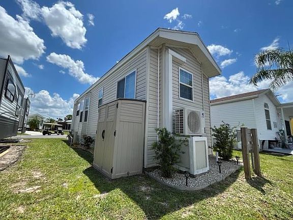4th image of 3701 Baynard Dr #J2
