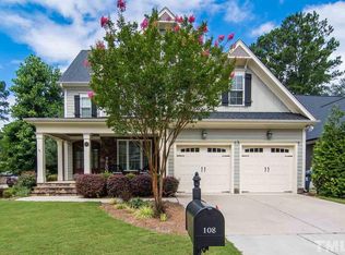 108 Sunstream Ct, Holly Springs, NC 27540
