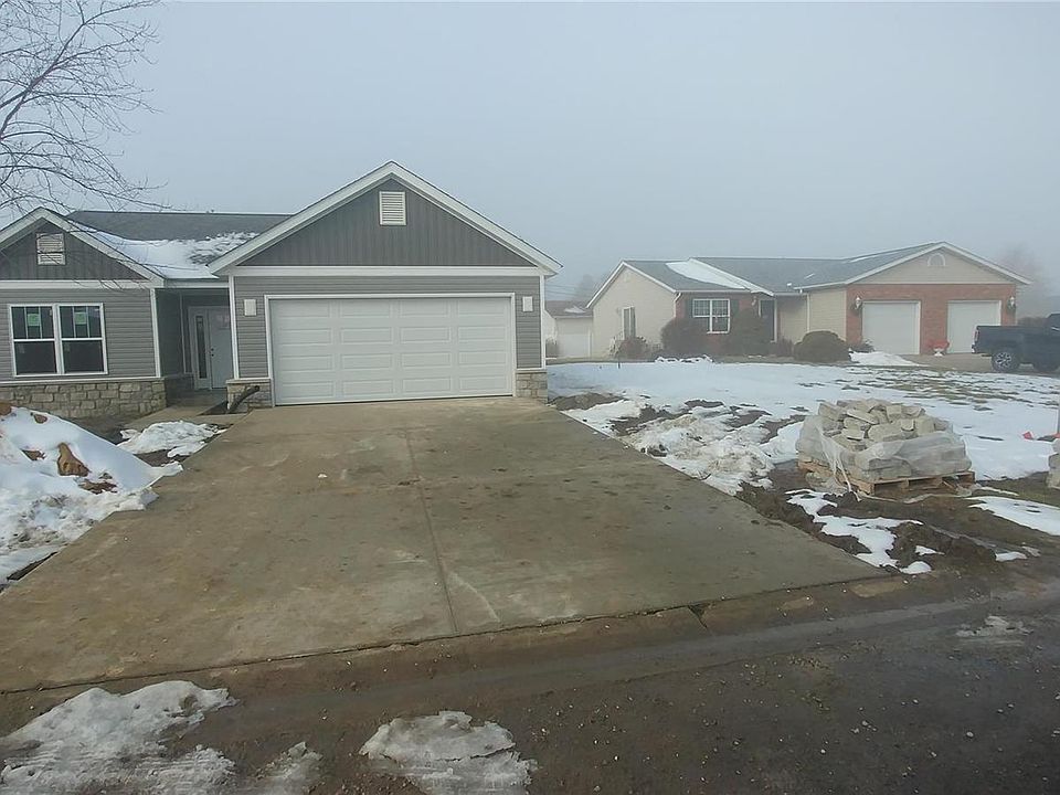 1st image of 110 Sunbeam Dr