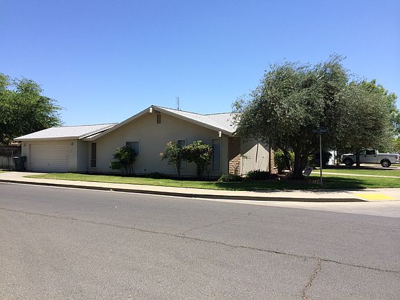 2nd image of 1192 Ashland Dr