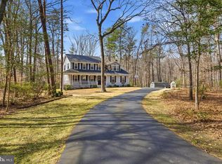 1050 Picture Dr, Saint Leonard, MD 20685