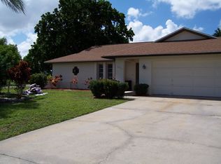 1142 SE 35th St, Cape Coral, FL 33904