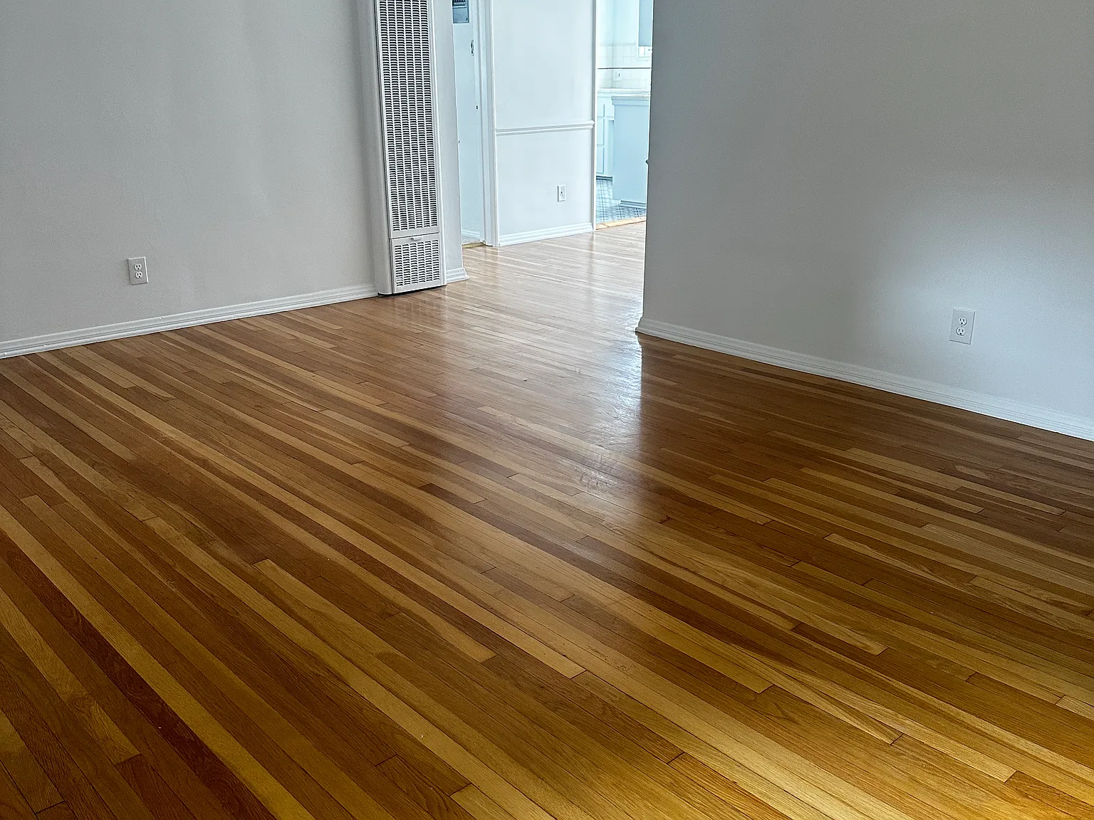 1 bed, 700 sqft, $2,400 — Photo 4