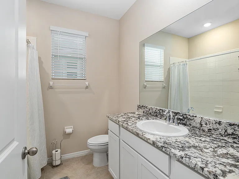5389 NW 48th Pl — Photo 31