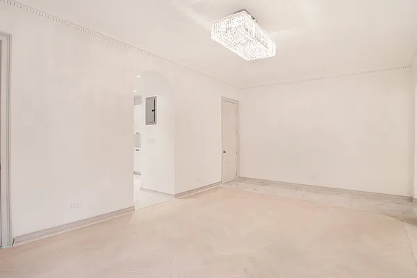 Rented by WAM Partners - William Moses Co. | media 71