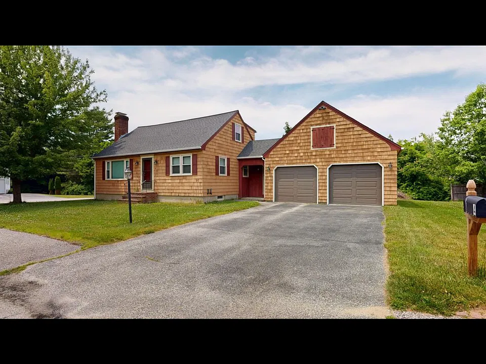 4 Belleview Ave