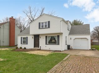 228 Forest Park Dr, Youngstown, OH 44512