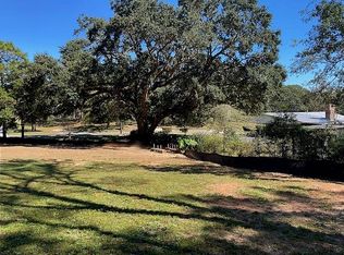 390 Pecan Ave, Fairhope, AL 36532