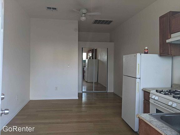 2nd image of 1605 W Latham St #B-21245090